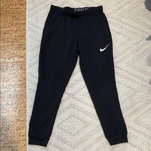 Men’s Nike Dri-Fit Joggers Size Medium